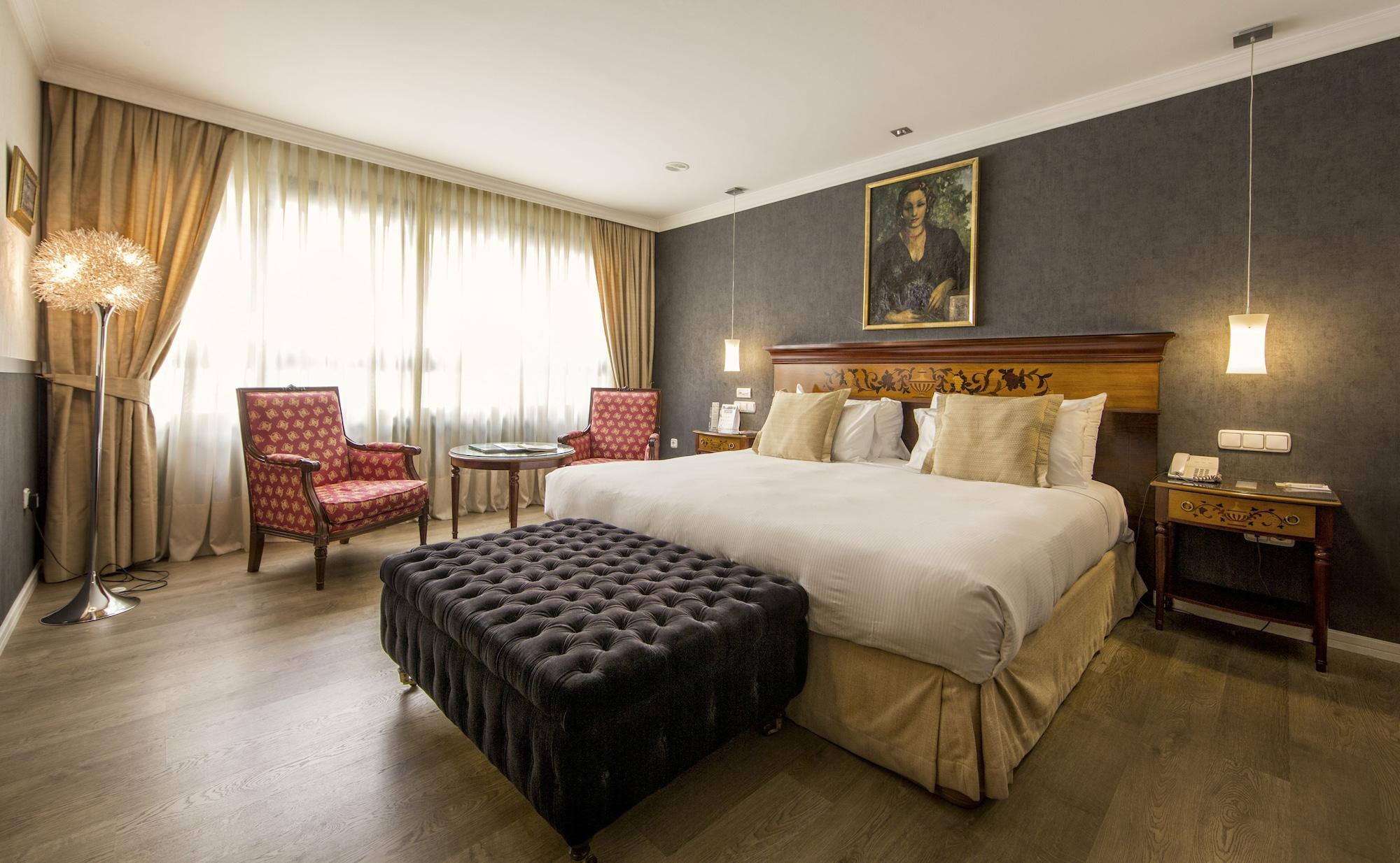 Eurostars Araguaney Hotel Santiago de Compostela Exterior photo Deluxe Room